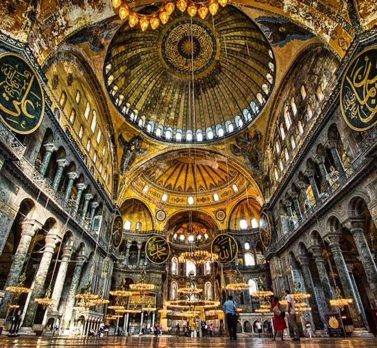 Araştırmacı Yazar Gök Türk anlatımında İstanbul Arkeoloji Müzesi, Ayasofya ve Yerebatan Sarnıcı Gezisi