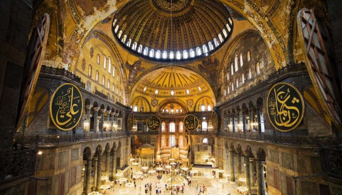Araştırmacı Yazar Gök Türk anlatımında İstanbul Arkeoloji Müzesi, Ayasofya ve Yerebatan Sarnıcı Gezisi