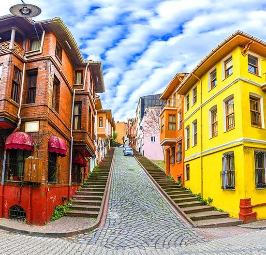 Araştırmacı Yazar Gök Türk'ün anlatımıyla Balat Gezisi